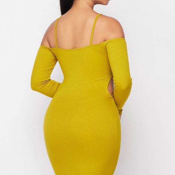 Ruche Detailed Color Block Mini Dress - Picture 3 of 4